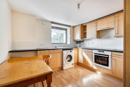 2 bedroom Flat for sale in Explorer Court, Milehouse, Plymouth, PL2