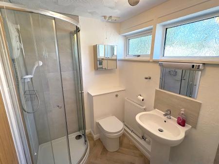 2 bedroom Terraced House to let in St Peters Road, Manadon, Plymouth, PL5