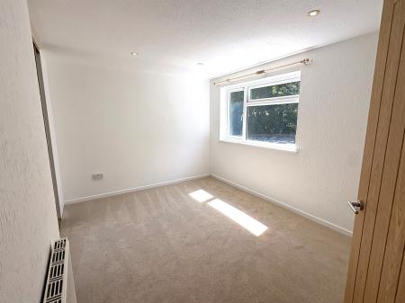 2 bedroom Terraced House to let in St Peters Road, Manadon, Plymouth, PL5