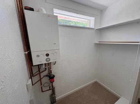 2 bedroom Terraced House to let in St Peters Road, Manadon, Plymouth, PL5
