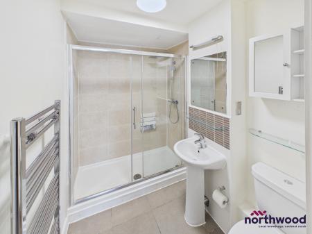 2 bedroom Apartment for sale in Moon Street, Plymouth, PL4