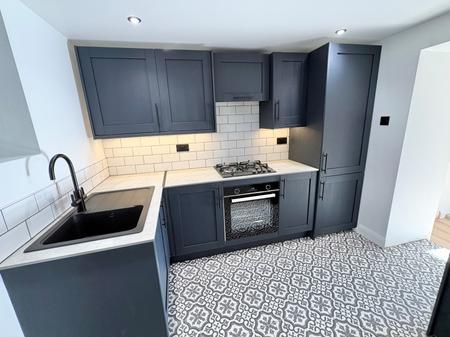 3 bedroom Detached house to let in Priory Road, Lower Compton, Plymouth, PL3