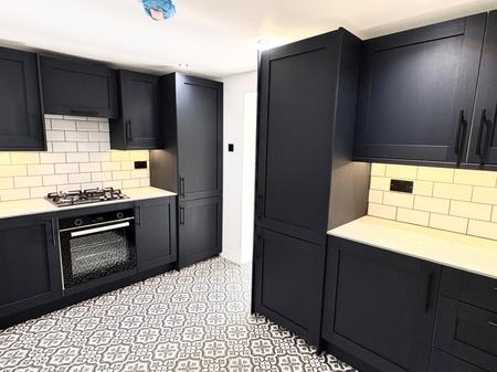 3 bedroom Detached house to let in Priory Road, Lower Compton, Plymouth, PL3