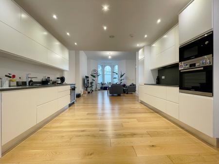 2 bedroom Flat to let in Elliot Street, The Hoe, Plymouth, PL1