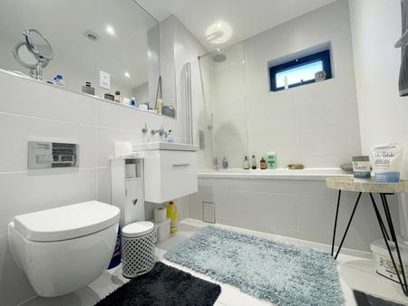 2 bedroom Flat to let in Elliot Street, The Hoe, Plymouth, PL1