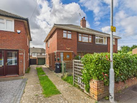 3 bedroom Semi-detached house for sale in Aldsworth Gardens, Drayton, Portsmouth, PO6