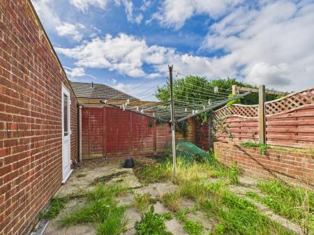 3 bedroom Semi-detached house for sale in Aldsworth Gardens, Drayton, Portsmouth, PO6