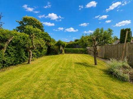 4 bedroom Semi-detached house for sale in Evelegh Road, Farlington, Portsmouth, PO6