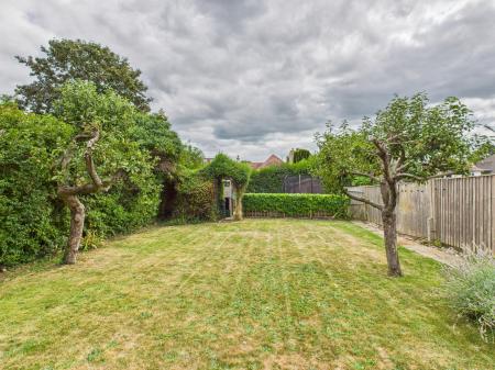 4 bedroom Semi-detached house for sale in Evelegh Road, Farlington, Portsmouth, PO6