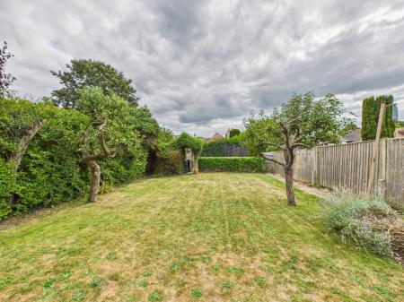 4 bedroom Semi-detached house for sale in Evelegh Road, Farlington, Portsmouth, PO6