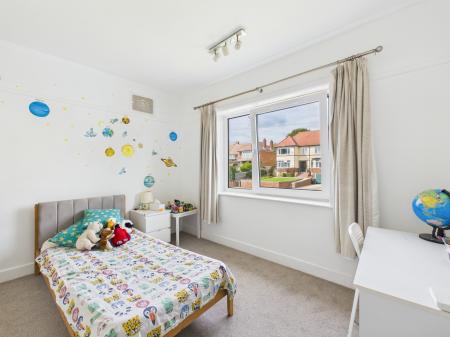 4 bedroom Semi-detached house for sale in Evelegh Road, Farlington, Portsmouth, PO6