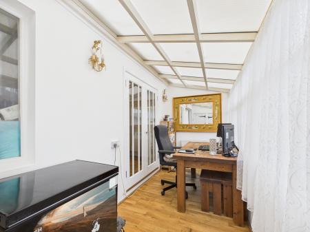 3 bedroom Semi-detached house for sale in Oak Road, Fareham, PO15