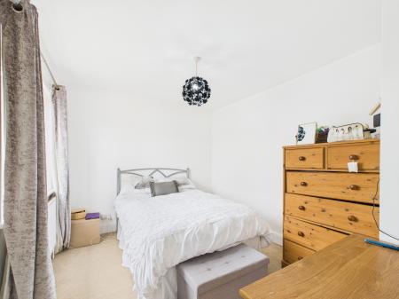 3 bedroom Semi-detached house for sale in Oak Road, Fareham, PO15