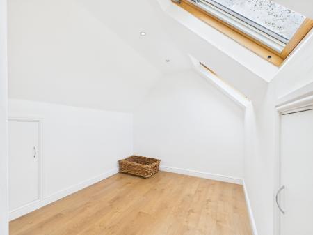 3 bedroom Semi-detached house for sale in Oak Road, Fareham, PO15