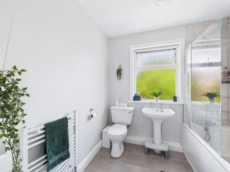 3 bedroom Terraced House for sale in Salisbury Road, Cosham, Portsmouth, PO6