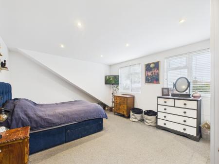 4 bedroom Semi-detached house for sale in Uplands Road, Drayton, Portsmouth, PO6