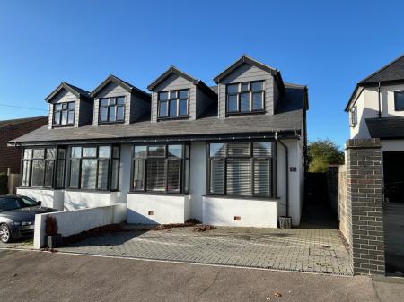 4 bedroom Semi-detached house for sale in Uplands Road, Drayton, Portsmouth, PO6