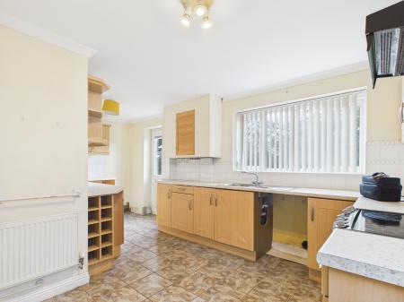 4 bedroom Detached house for sale in Wilby Lane, Anchorage Park, Portsmouth, PO3