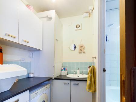 1 bedroom Studio flat to let in Wagtail Way, Portchester, Portsmouth, PO16