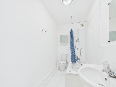 1 bedroom Flat to let in Stubbington Avenue, North End, Portsmouth, PO2