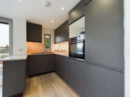 2 bedroom Flat to let in Queen Anne House, Admiralty House