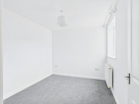2 bedroom Flat to let in Fratton Road, Fratton, Portsmouth, PO1