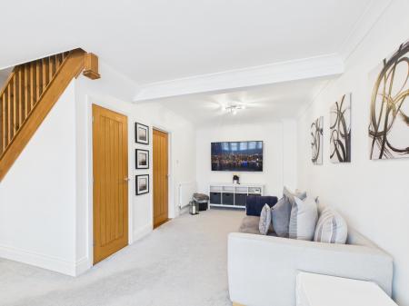 3 bedroom End of terrace house for sale in The Saltings, Farlington, Portsmouth, PO6