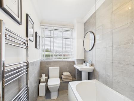 3 bedroom End of terrace house for sale in The Saltings, Farlington, Portsmouth, PO6