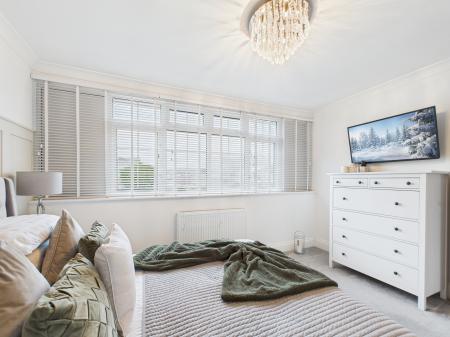 3 bedroom End of terrace house for sale in The Saltings, Farlington, Portsmouth, PO6