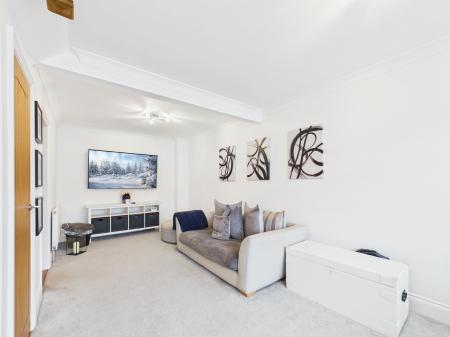 3 bedroom End of terrace house for sale in The Saltings, Farlington, Portsmouth, PO6