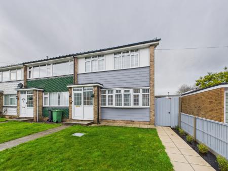 3 bedroom End of terrace house for sale in The Saltings, Farlington, Portsmouth, PO6