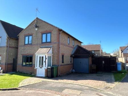 4 bedroom Detached house for sale in Holdenby Court, Anchorage Park, Portsmouth, PO3