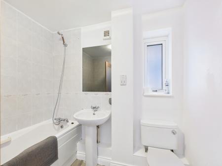 4 bedroom Detached house for sale in Holdenby Court, Anchorage Park, Portsmouth, PO3