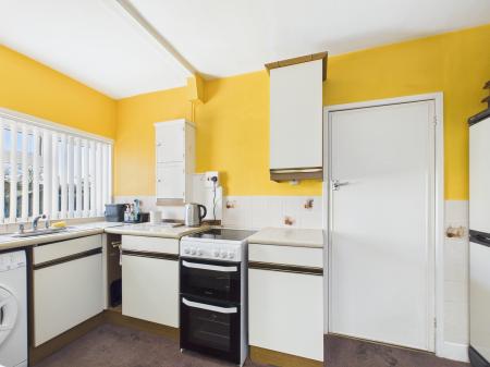 2 bedroom Bungalow for sale in South Road, Drayton, Portsmouth, PO6