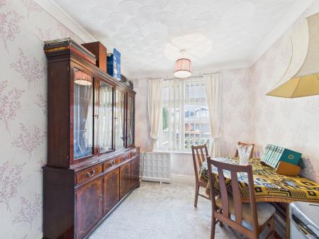 2 bedroom Bungalow for sale in South Road, Drayton, Portsmouth, PO6