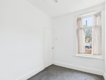 3 bedroom Terraced House to let in Essex Road, Southsea, PO4