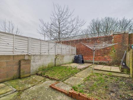 3 bedroom Terraced House to let in Essex Road, Southsea, PO4