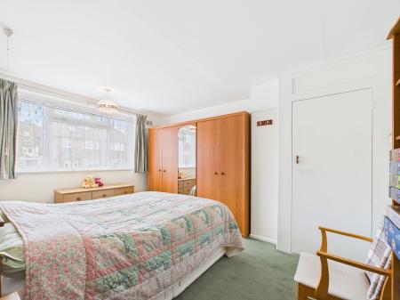 3 bedroom Semi-detached house for sale in Fortunes Way, Bedhampton, Havant, PO9