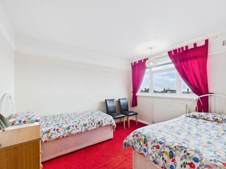 3 bedroom Semi-detached house for sale in Fortunes Way, Bedhampton, Havant, PO9