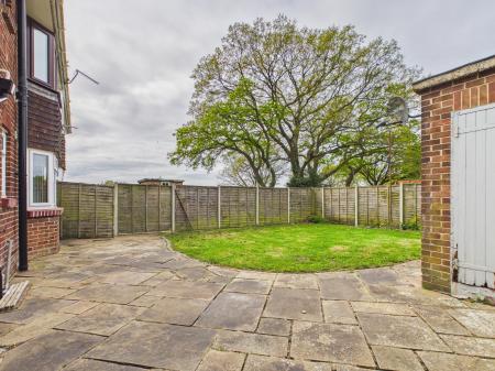 2 bedroom Flat for sale in Hillson Drive, Fareham, PO15