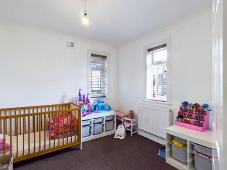 2 bedroom Flat for sale in Hillson Drive, Fareham, PO15