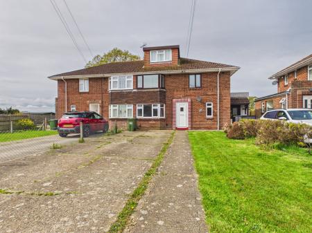 2 bedroom Flat for sale in Hillson Drive, Fareham, PO15