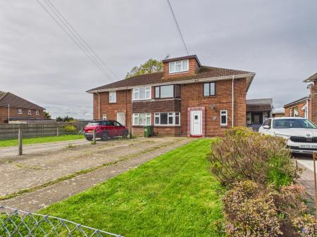 2 bedroom Flat for sale in Hillson Drive, Fareham, PO15