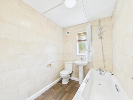 2 bedroom Flat for sale in Hillson Drive, Fareham, PO15