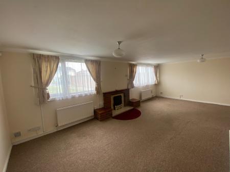2 bedroom Flat for sale in Adastral Road, Poole, BH17