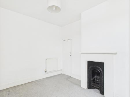 2 bedroom Terraced House to let in Esslemont Road, Southsea, PO4