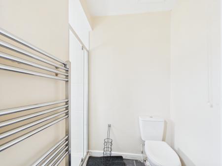 2 bedroom Terraced House to let in Esslemont Road, Southsea, PO4