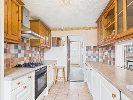 3 bedroom End of terrace house for sale in Lower Drayton Lane, Drayton, Portsmouth, PO6