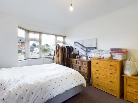 2 bedroom Flat to let in Hillson Drive, Fareham, PO15