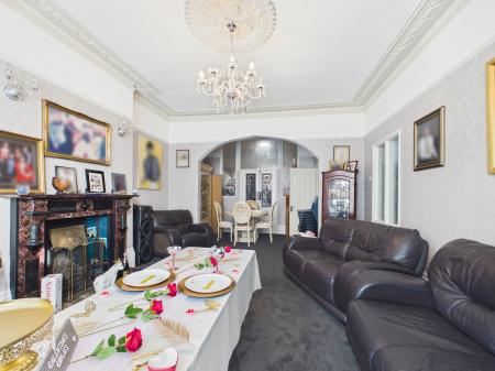 5 bedroom Semi-detached house for sale in Salisbury Road, Southsea, PO4